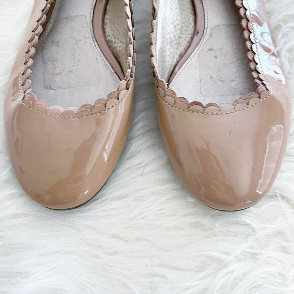 Louise et Cie Caynlee Tan Patent Leather Scallop Edge Ballet Flats - Picture 4 of 9